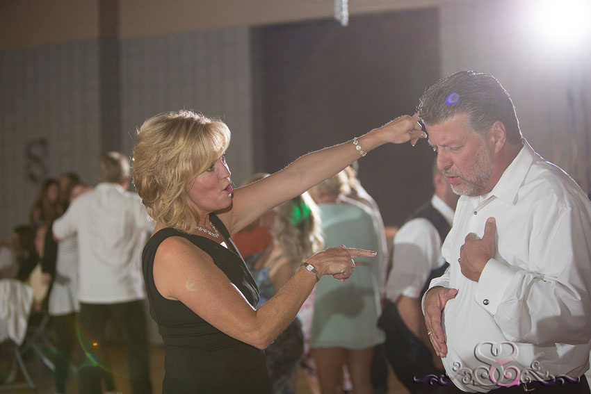 49-mother-and-father-of-bride-dance-kansas-photographer