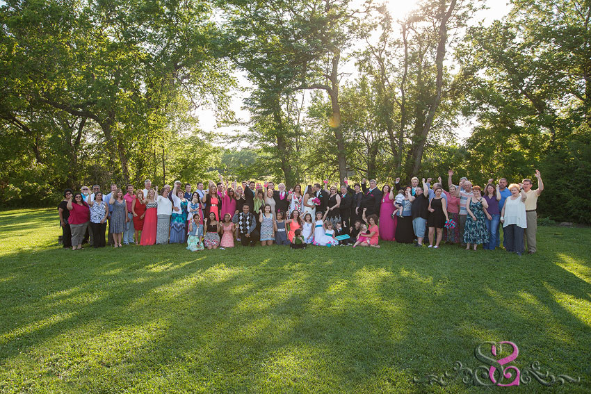 26-all-guests-cheer-on-couple-lawrence-photographer