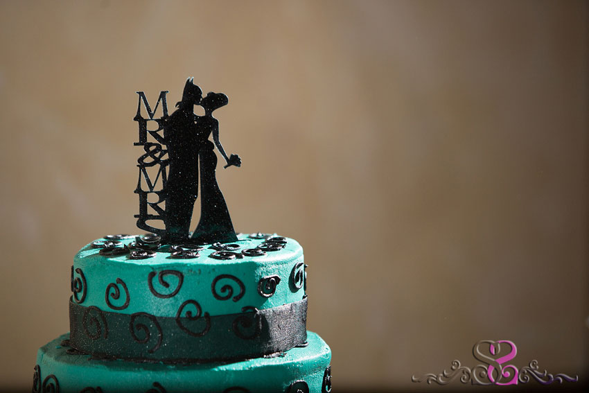 27-teal-cake-with-batman-topper-lawrence-photographer-stony-point-hall-wedding