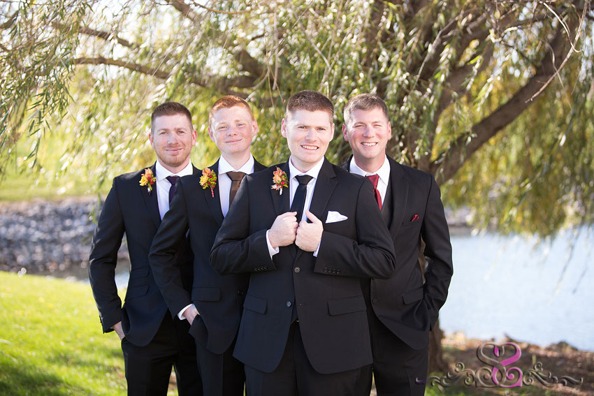 29-groomsmen-smile-michigan-wedding-photographer