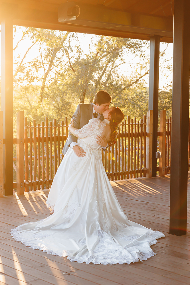 bright fall wedding at the zoo