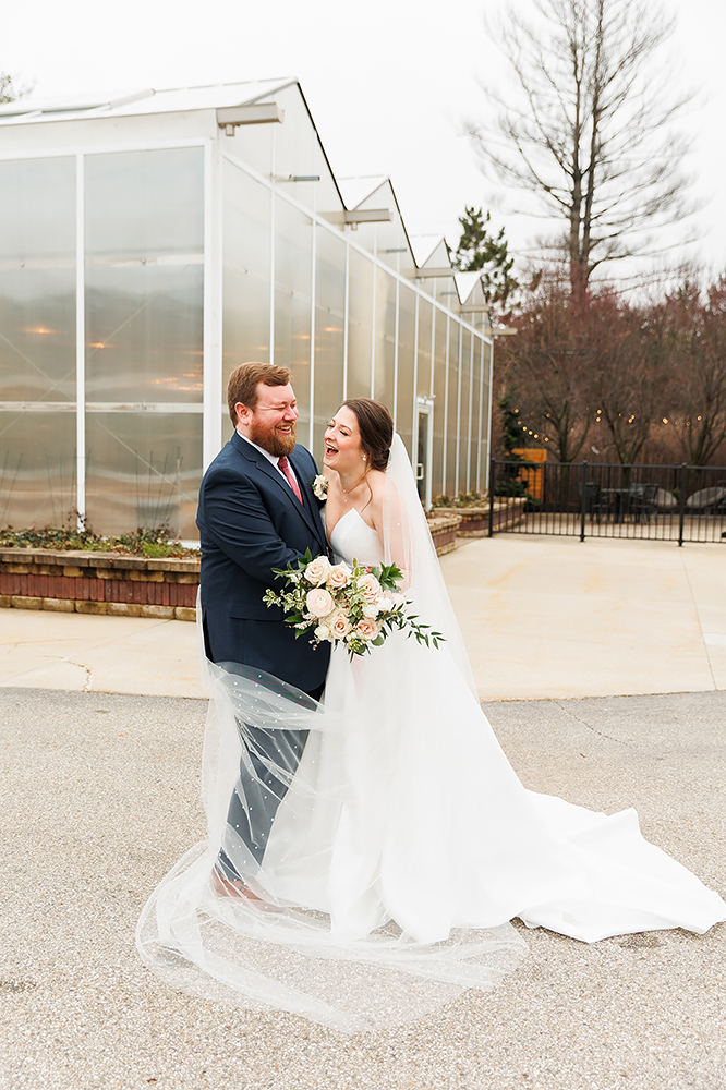 Grand Rapids Michigan wedding photographer