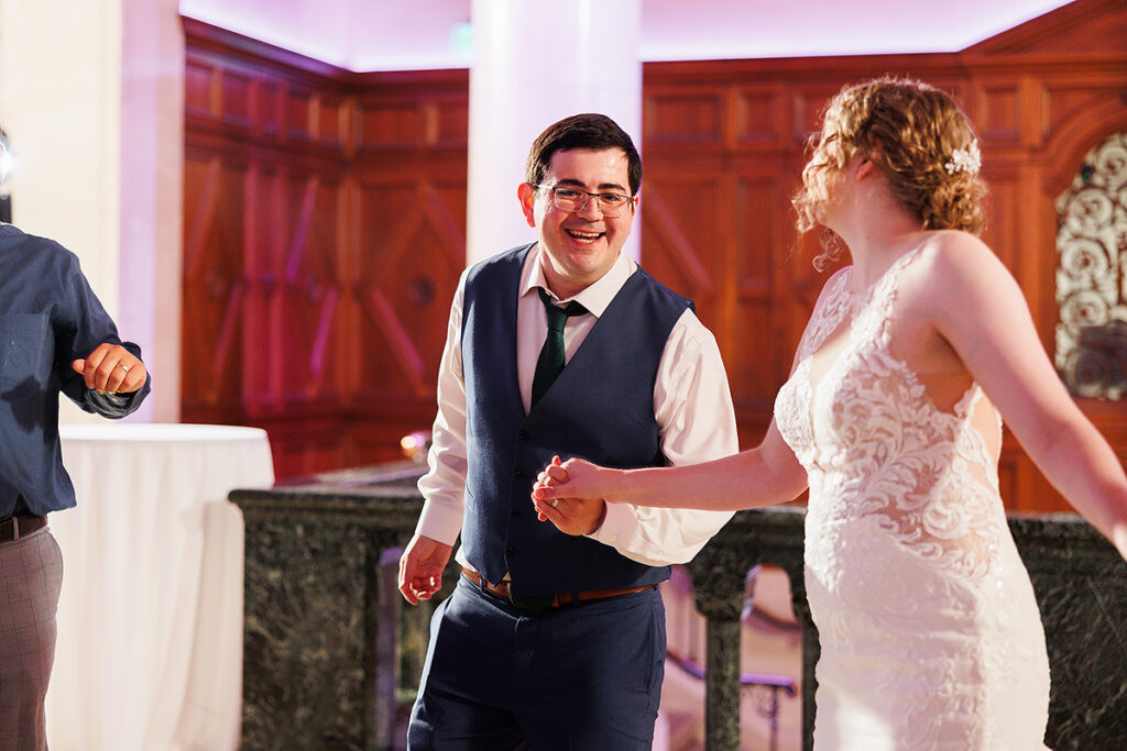 elegant cityflatshotel wedding
