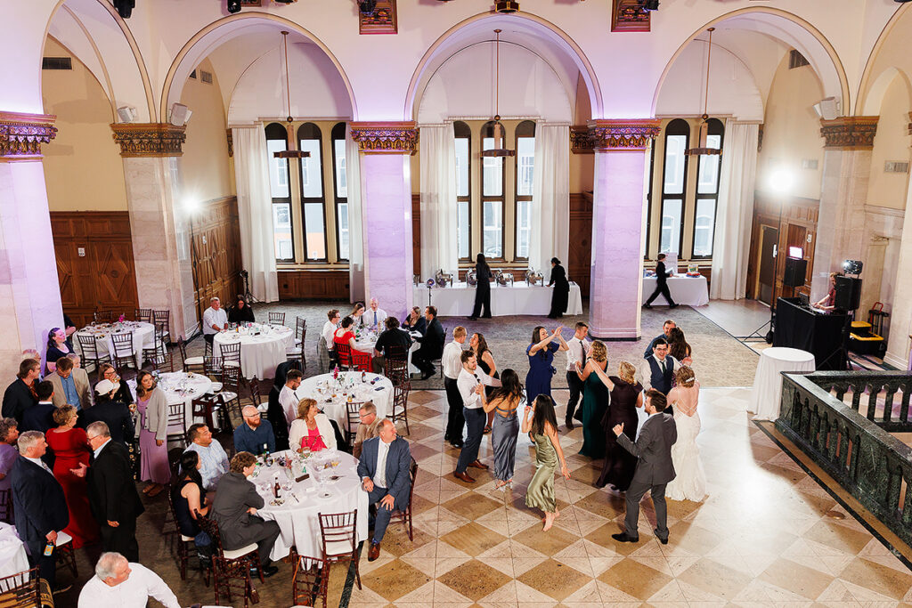 elegant cityflatshotel wedding