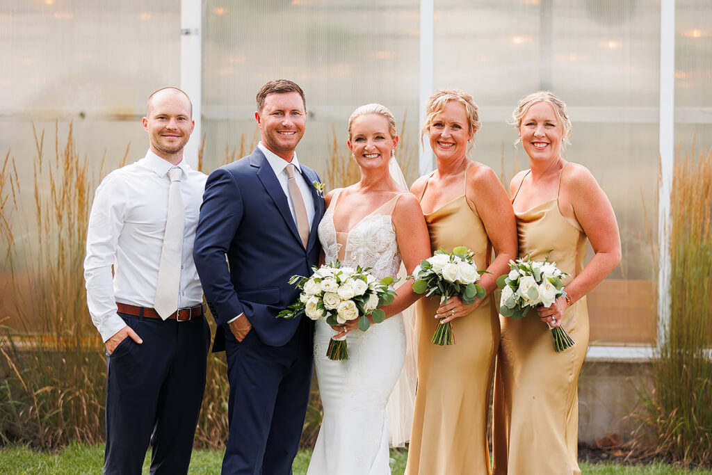elegant Ivy House summer wedding