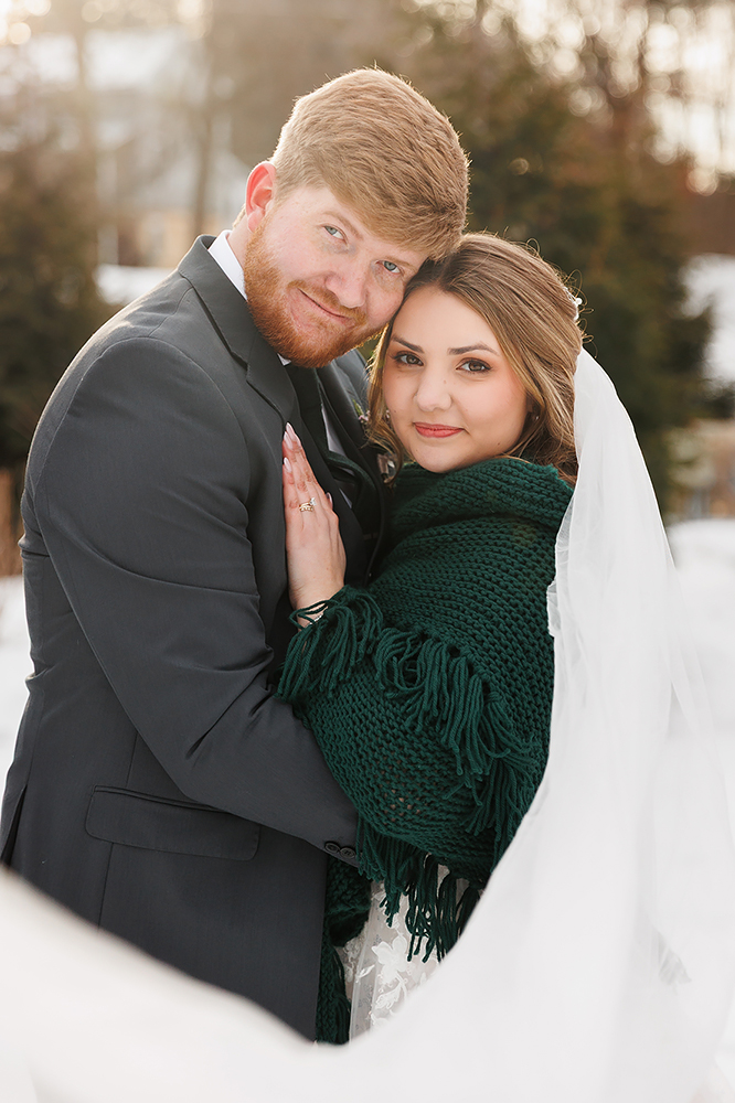 Alaska Haus Winter Wedding