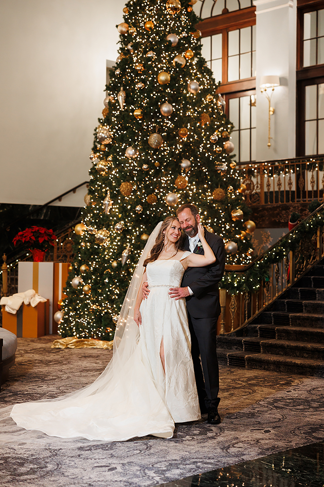 New Vintage Place Holiday Wedding