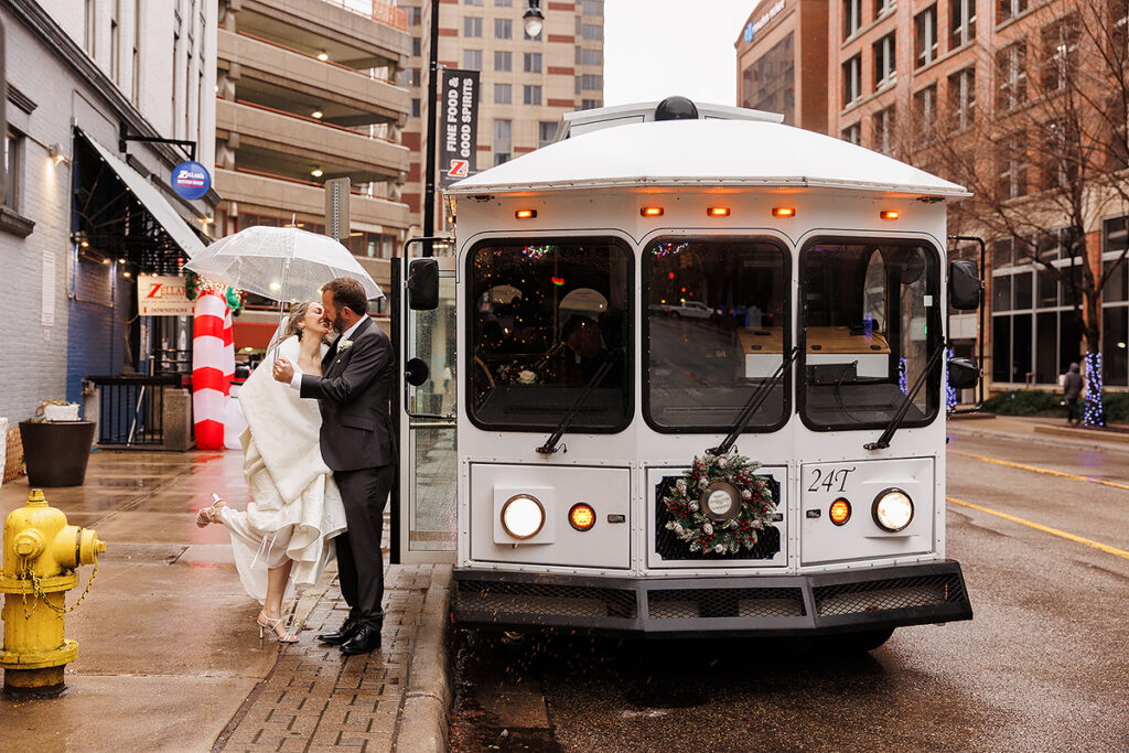 New Vintage Place Holiday Wedding