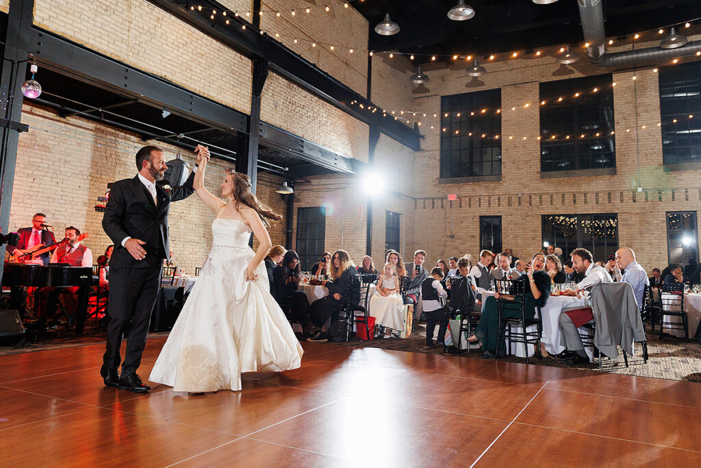 New Vintage Place Holiday Wedding