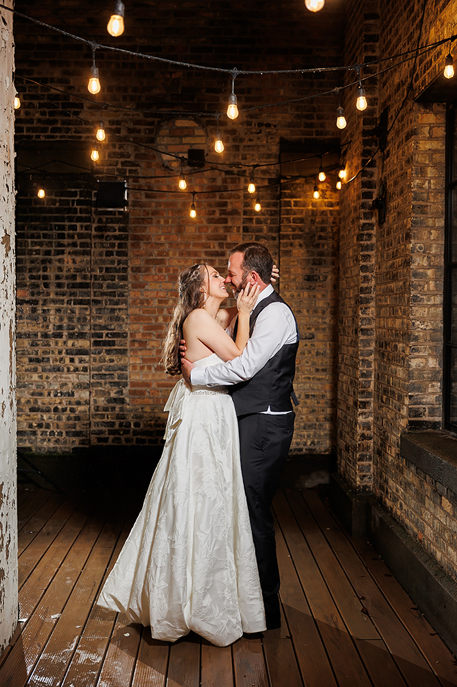 New Vintage Place Holiday Wedding