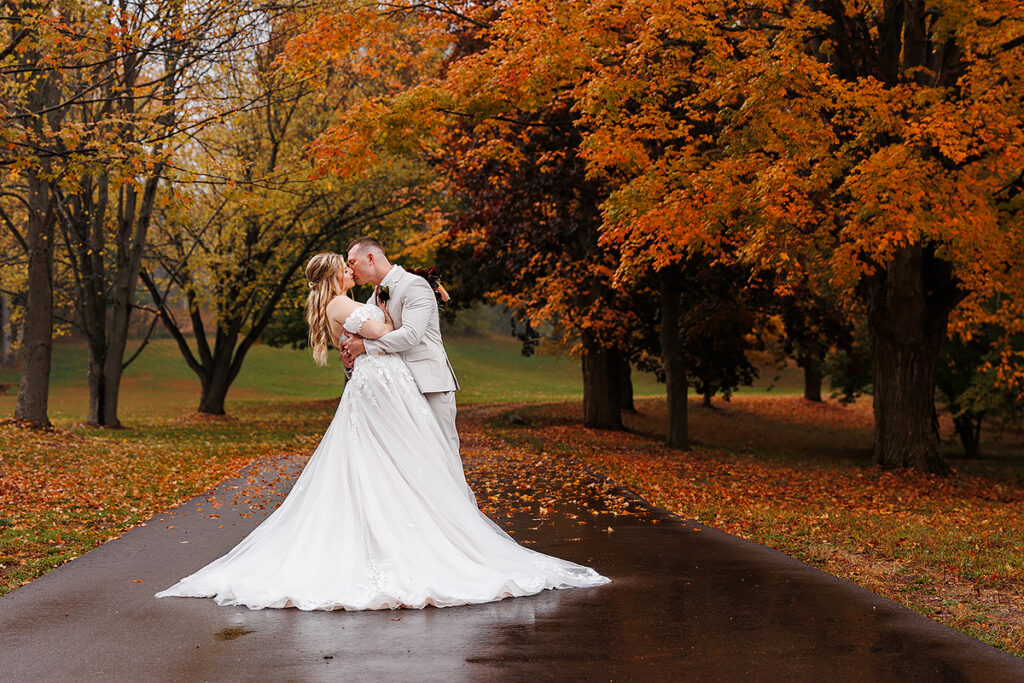 grand rapids wedding photographer